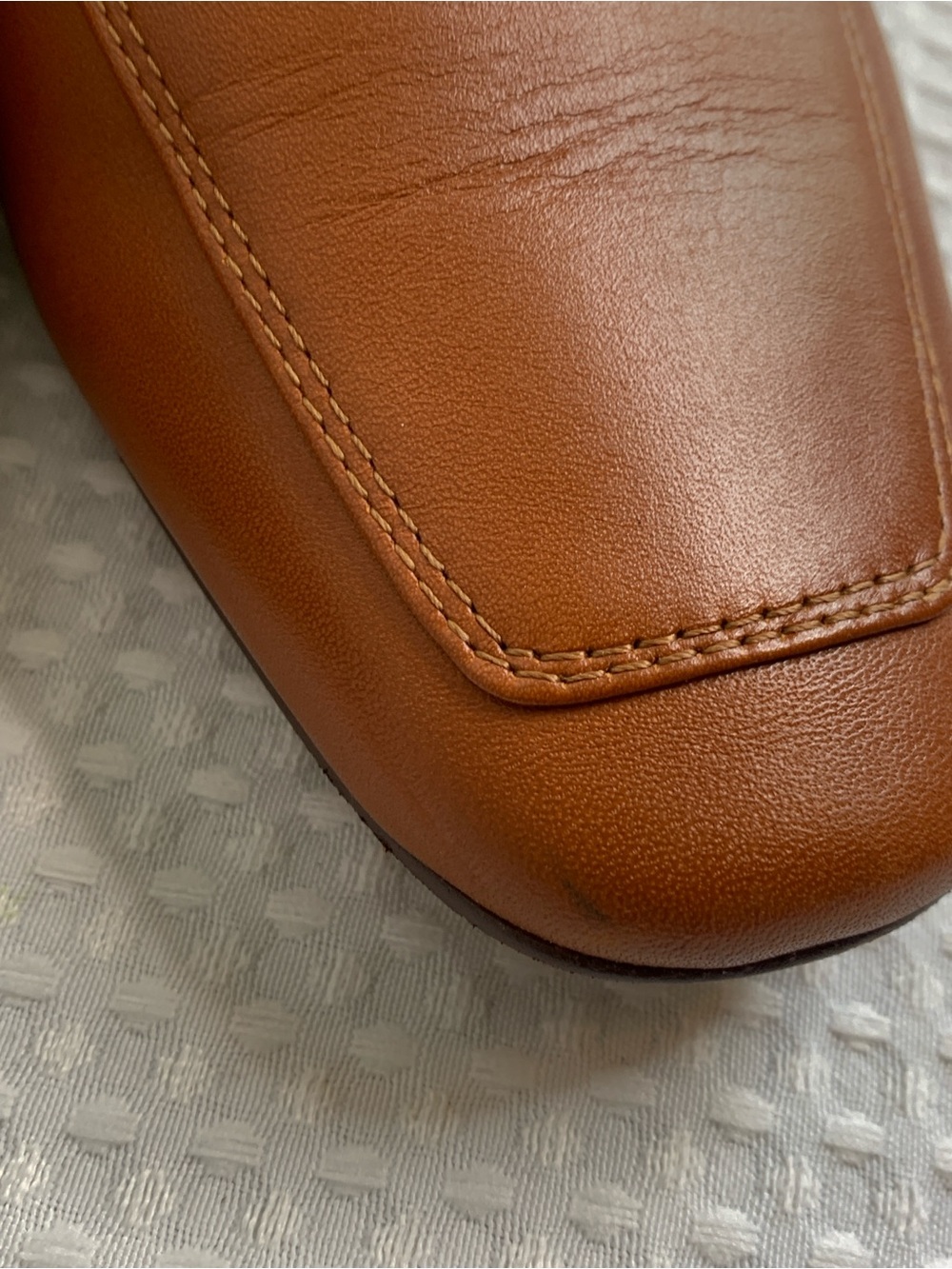 Louise et Cie Cognac Leather Loafers with Gold Chain Detail - Picture 8 of 12